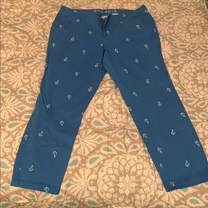 Old Navy Anchor Capris